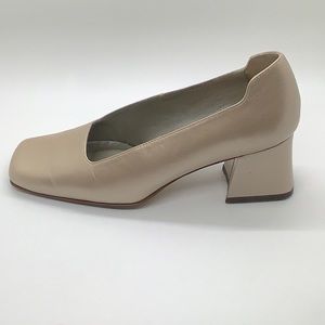 Phyllis by Phyllis Poland Leather Pumps